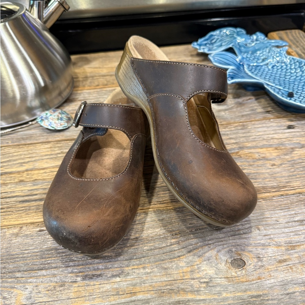 Brown leather Dansko clogs